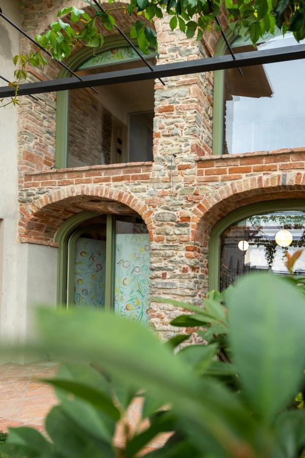 Casa Del Maestro-Appartamenti D'Arte Dogliani Luaran gambar
