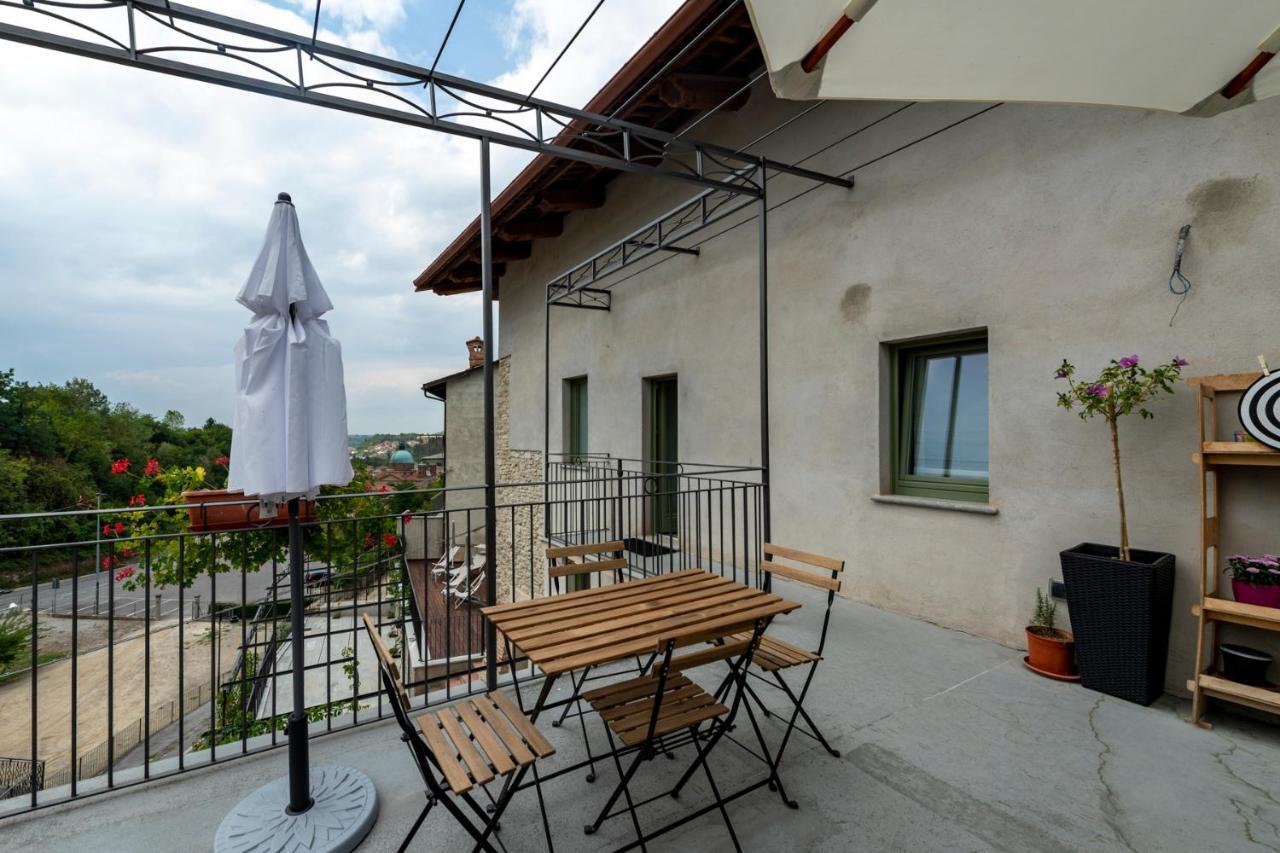 Casa Del Maestro-Appartamenti D'Arte Dogliani Luaran gambar
